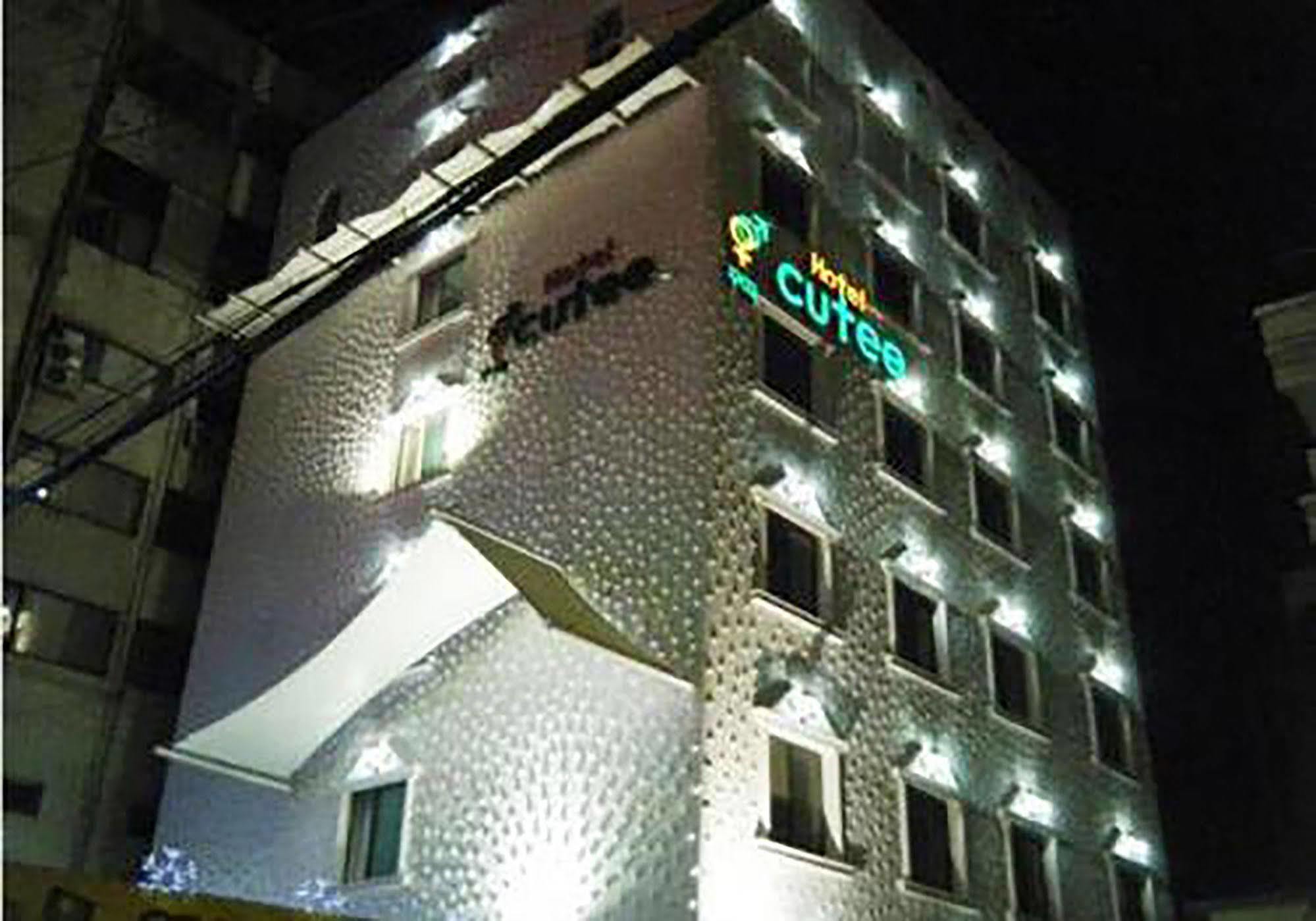 Cutee Hotel Seúl Exterior foto